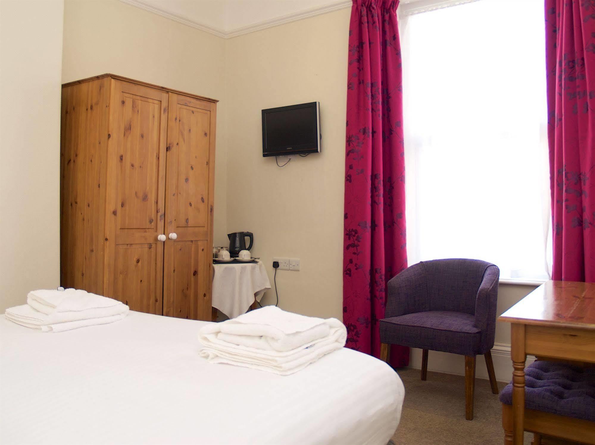 Hotel Atlantic House à Bude Extérieur photo