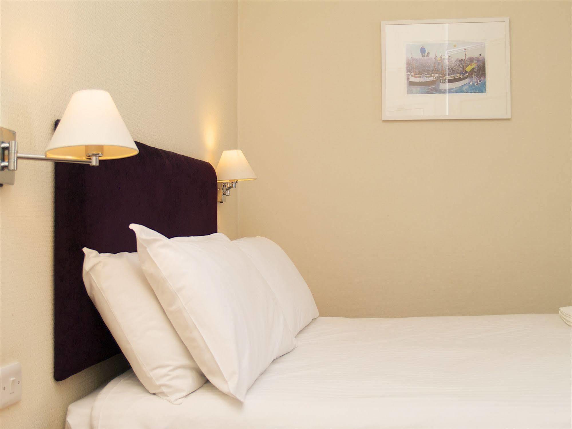 Hotel Atlantic House à Bude Extérieur photo
